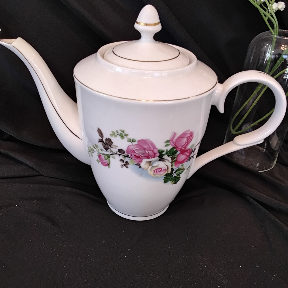 Elegant Floral Teapot with Pink Roses